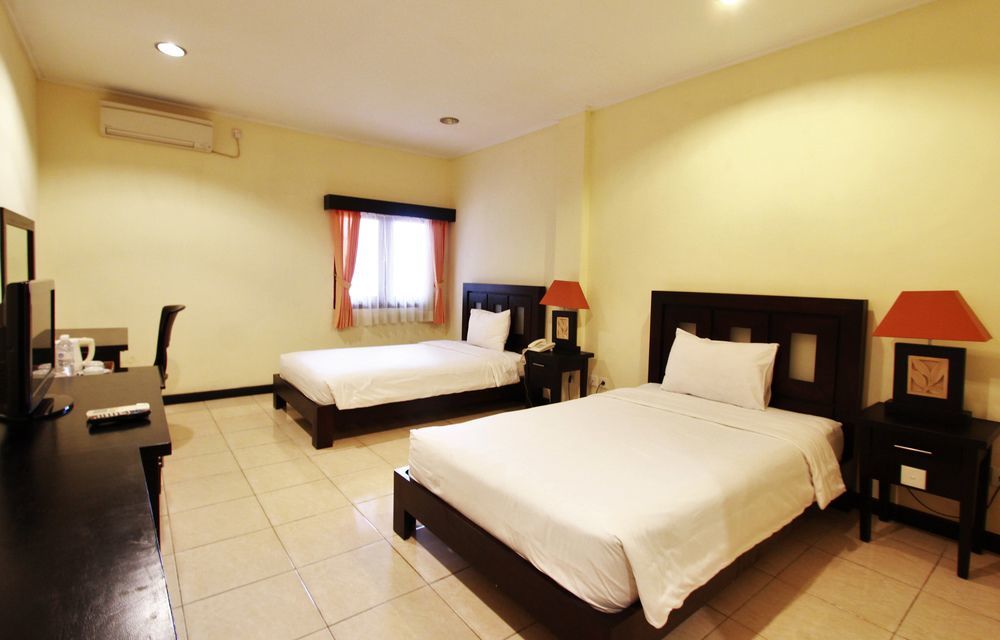 Hotel Intansari Denpasar Zewnętrze zdjęcie