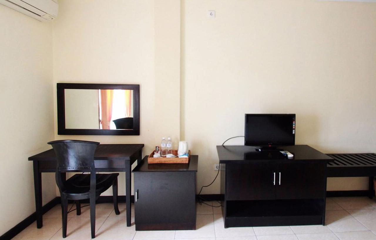 Hotel Intansari Denpasar Zewnętrze zdjęcie