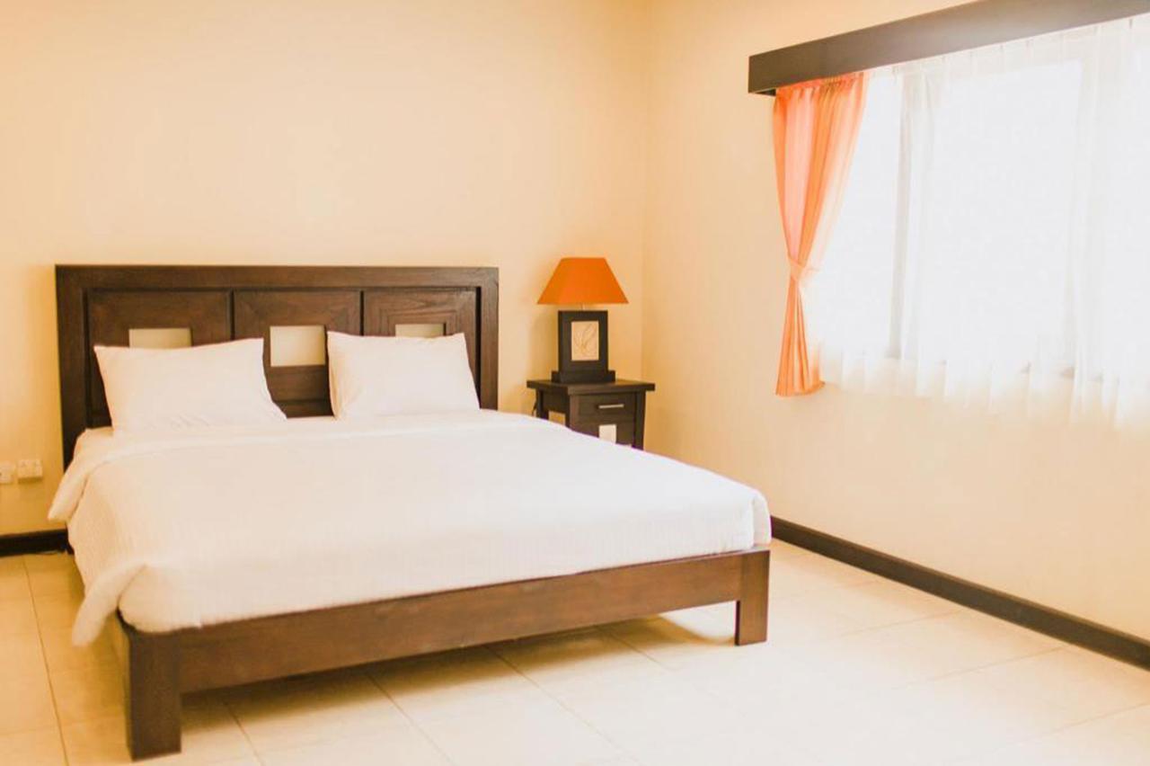 Hotel Intansari Denpasar Zewnętrze zdjęcie