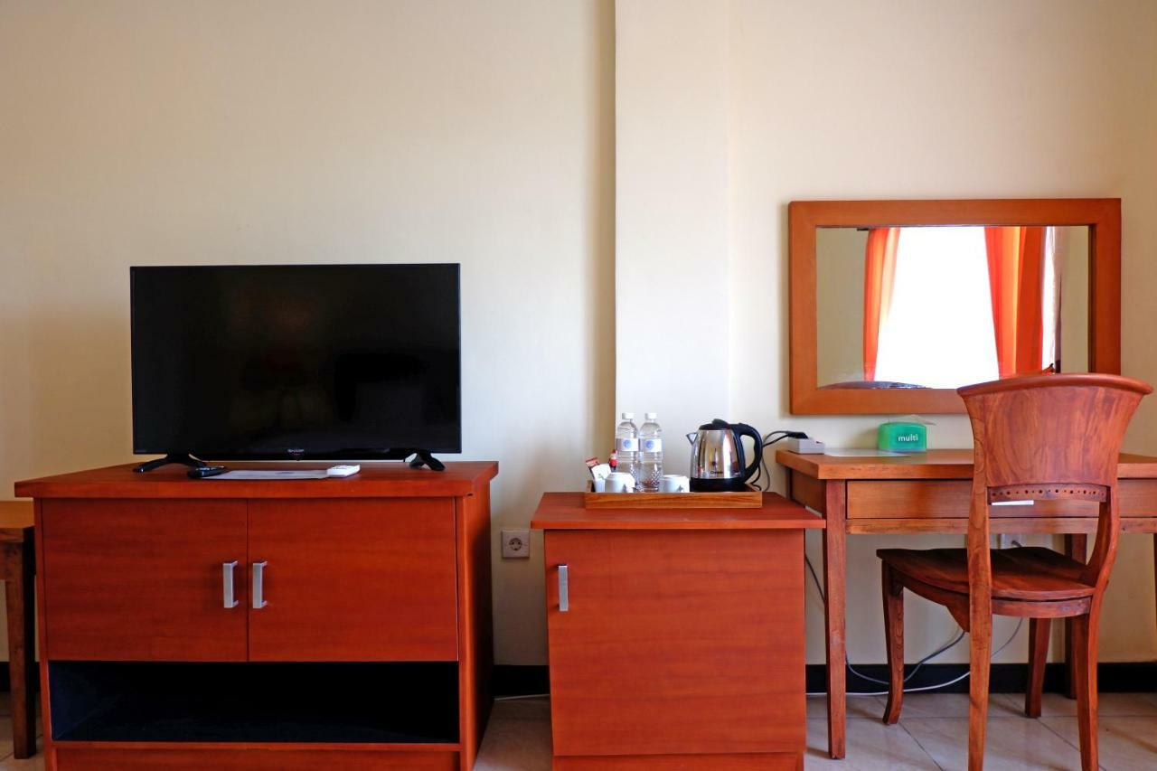 Hotel Intansari Denpasar Zewnętrze zdjęcie