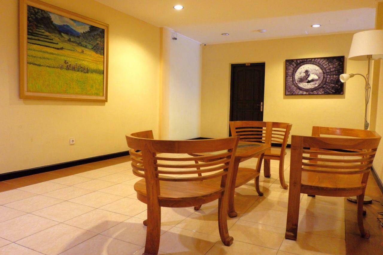 Hotel Intansari Denpasar Zewnętrze zdjęcie